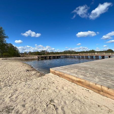 Domek Nad Jeziorem Piasutno Mazury Bagian luar foto